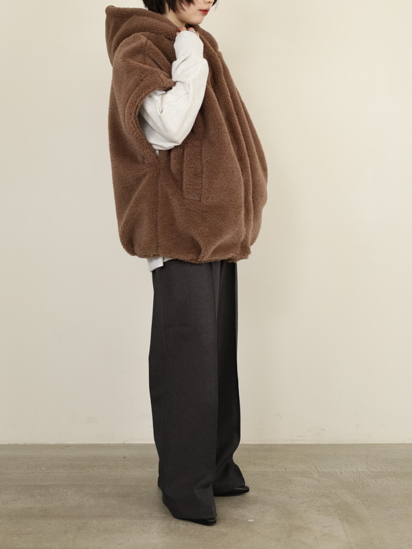 【Emma Taylor】スタンドフーディーボアポンチョ