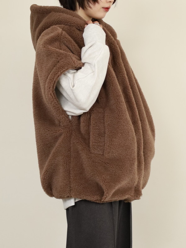 【Emma Taylor】スタンドフーディーボアポンチョ