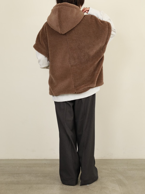 【Emma Taylor】スタンドフーディーボアポンチョ