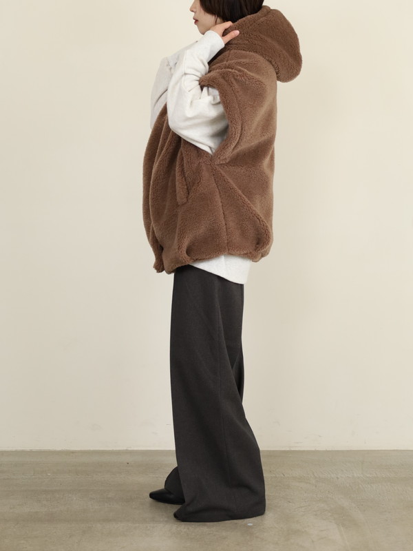 【Emma Taylor】スタンドフーディーボアポンチョ