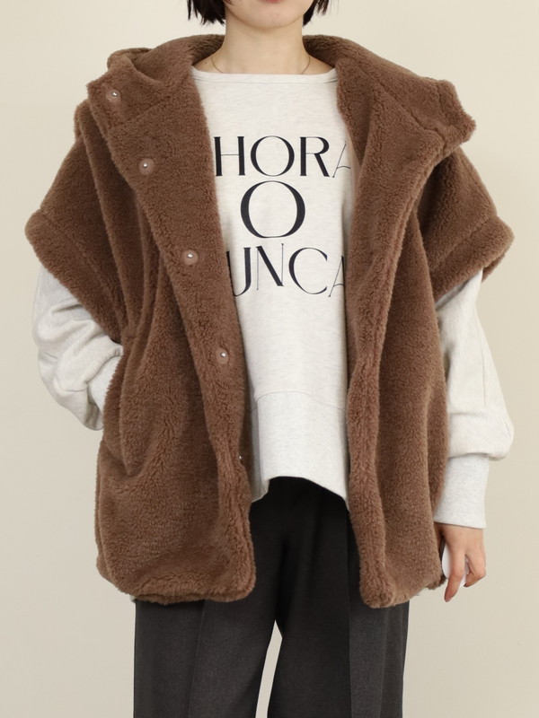 【Emma Taylor】スタンドフーディーボアポンチョ