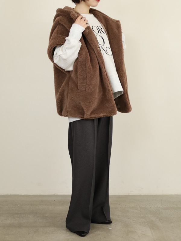 【Emma Taylor】スタンドフーディーボアポンチョ