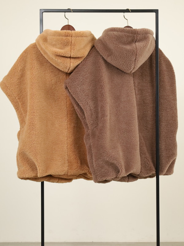 【Emma Taylor】スタンドフーディーボアポンチョ