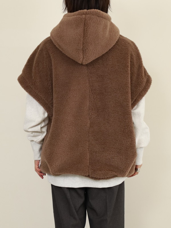 【Emma Taylor】スタンドフーディーボアポンチョ