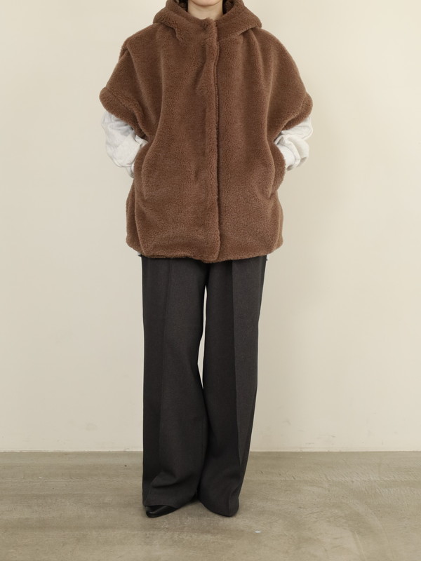 【Emma Taylor】スタンドフーディーボアポンチョ