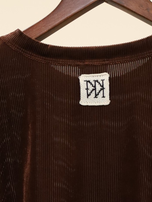 【YENN】ベルベット半袖トップス