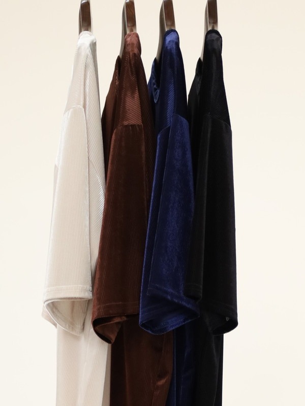 【YENN】ベルベット半袖トップス