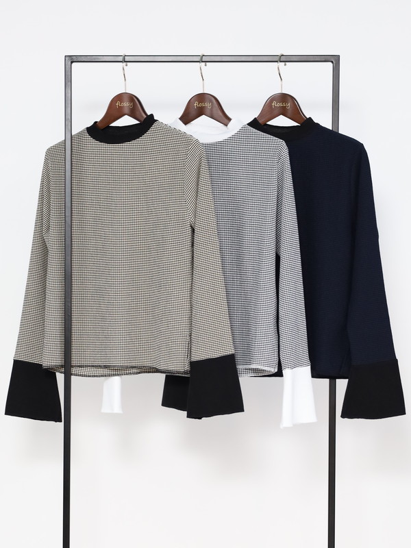 【AgAwd】袖口フレアカットソー