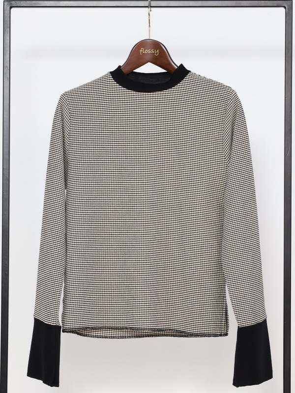 【AgAwd】袖口フレアカットソー