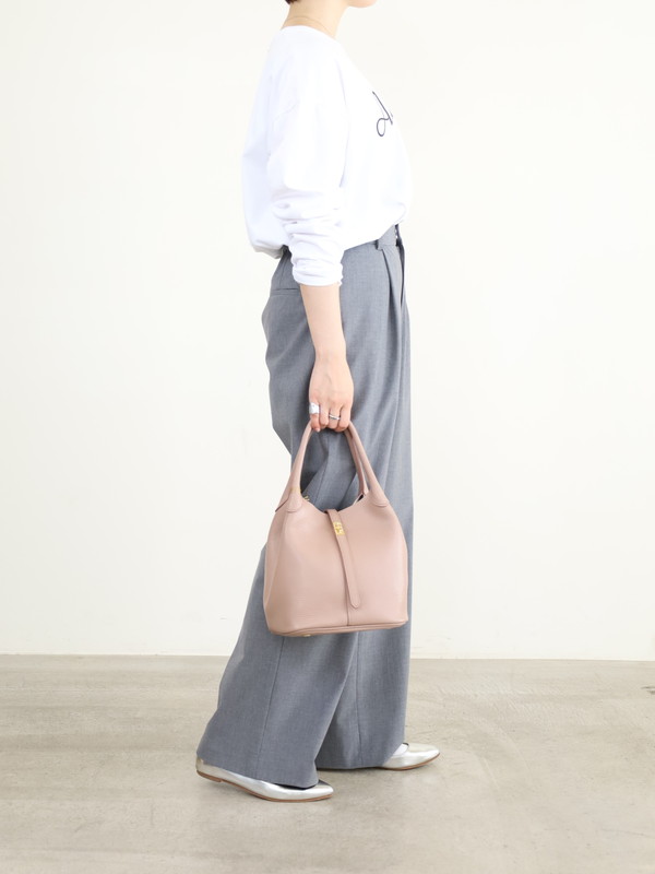 【VIOLA'dORO】 WフェイスレザーターンロックトートBAG