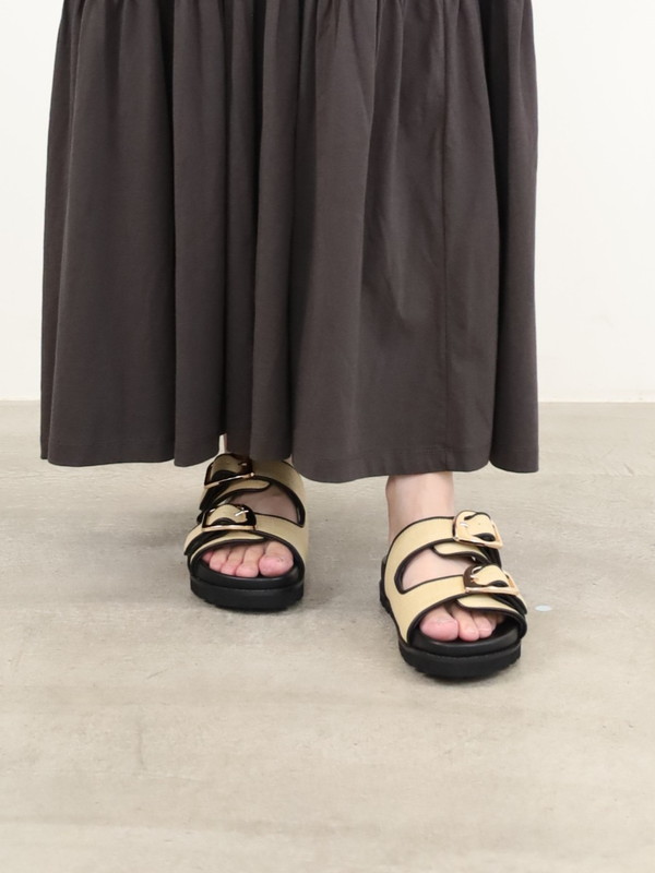 【ATELIER BRUGGE】Wバックルフットベッドサンダル