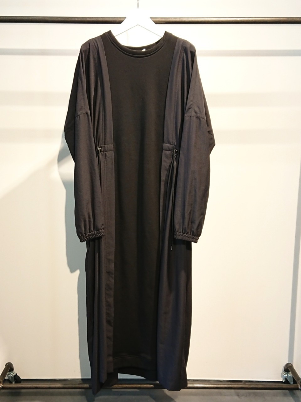 【MOOLA KALAH】 サイドシャツワンピース