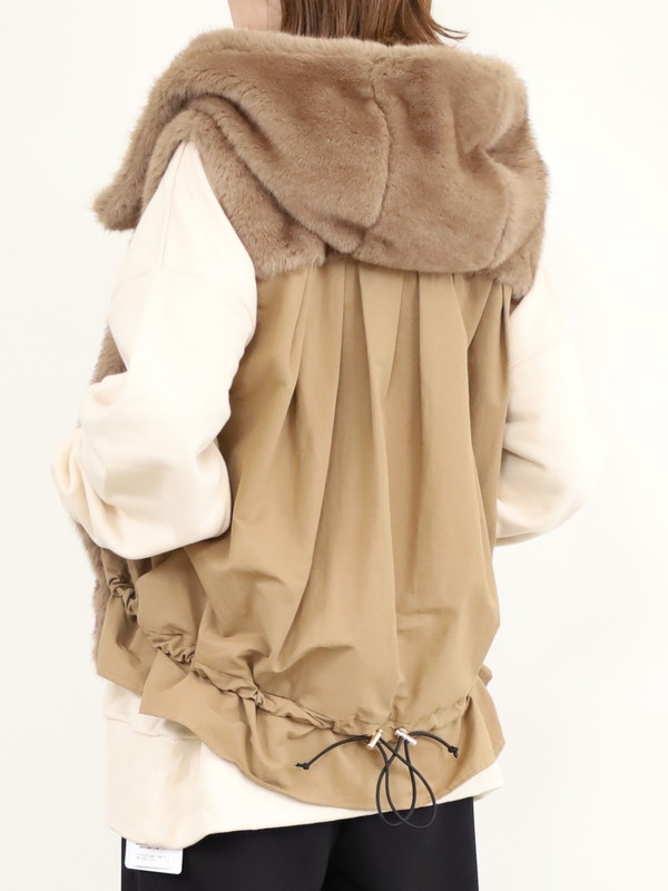 【trois】エコファー後ろタフタフードジレ