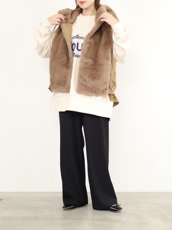 【trois】エコファー後ろタフタフードジレ