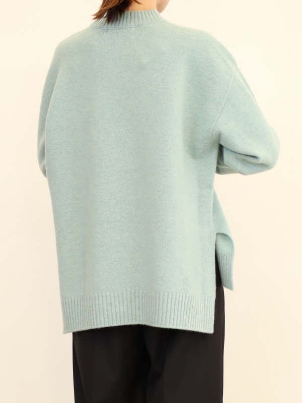 【Emmaculate】サイドスリットクルーネックニット