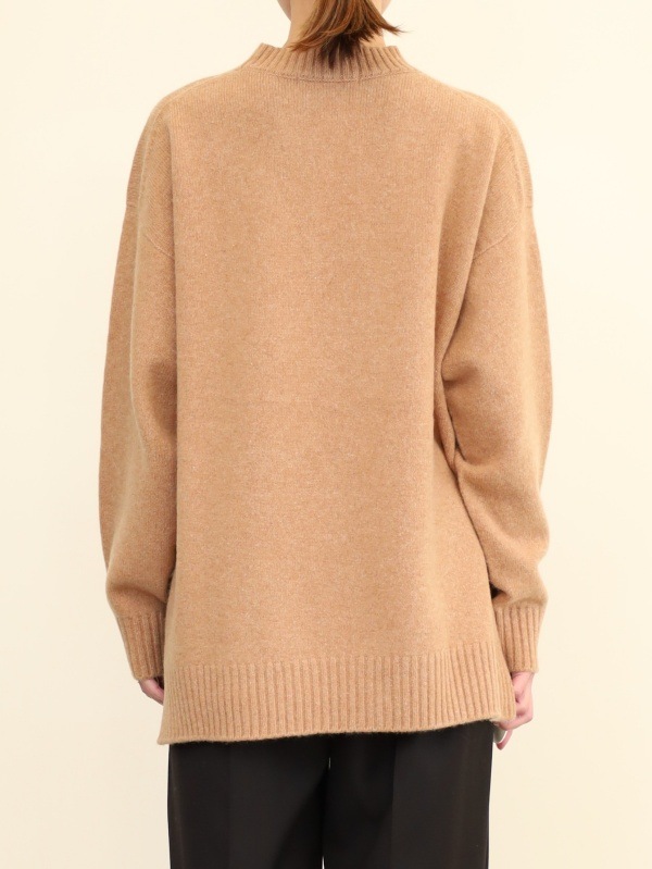 【Emmaculate】サイドスリットクルーネックニット