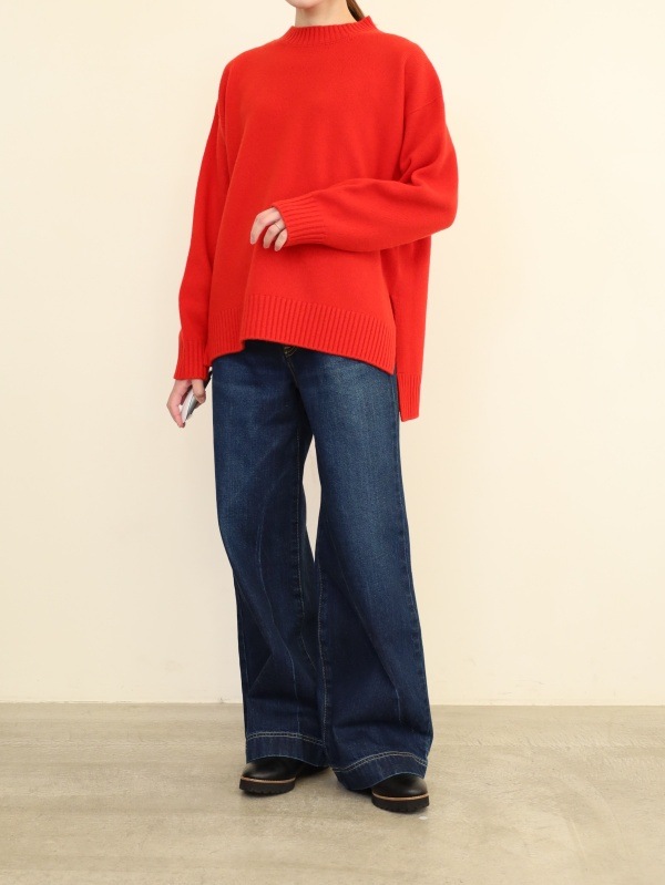 【Emmaculate】サイドスリットクルーネックニット