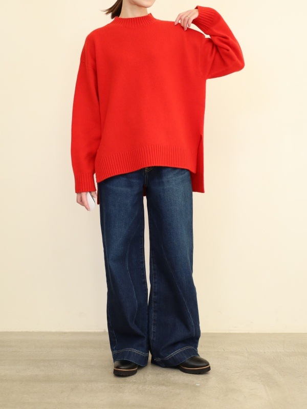 【Emmaculate】サイドスリットクルーネックニット