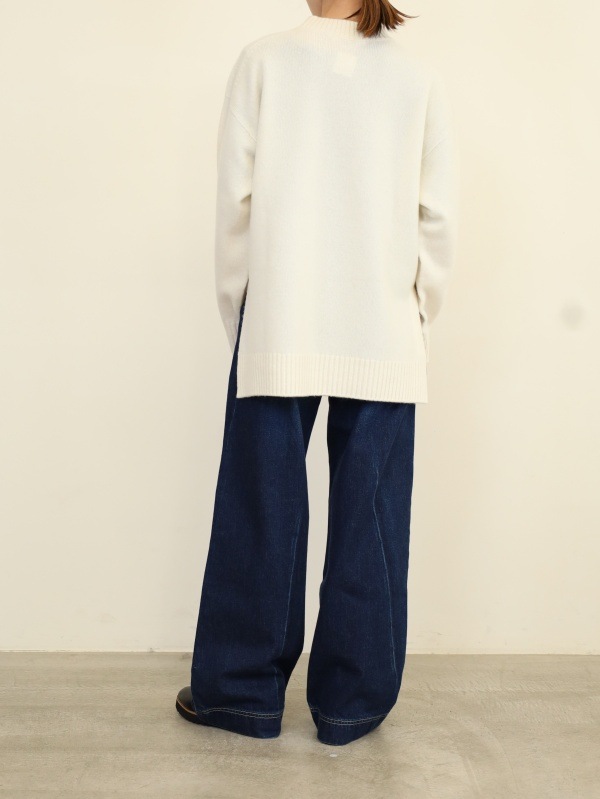 【Emmaculate】サイドスリットクルーネックニット