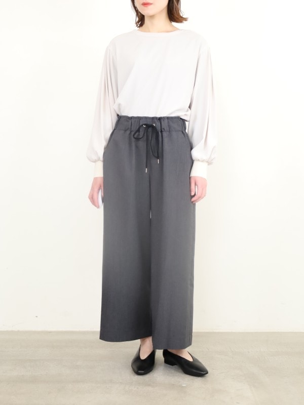 【trois】8.5分丈セミワイドパンツ