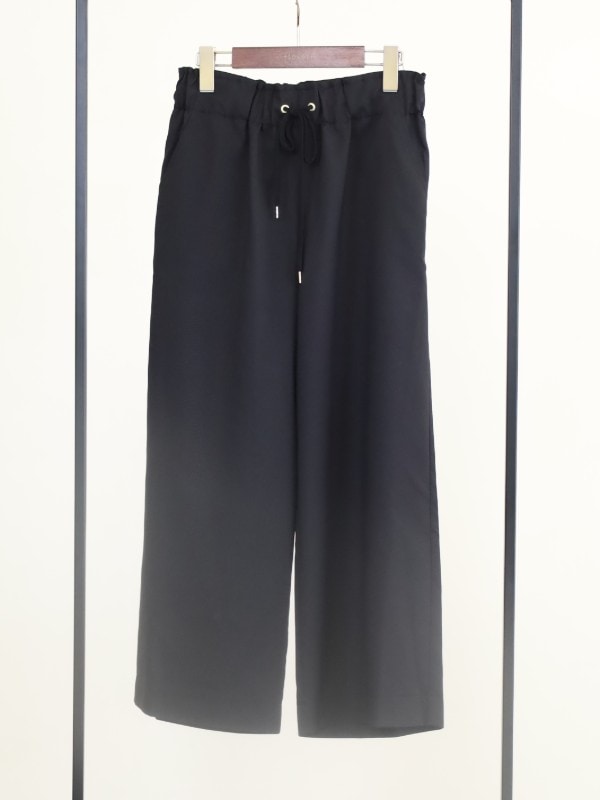 【trois】8.5分丈セミワイドパンツ