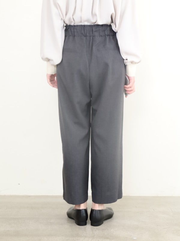 【trois】8.5分丈セミワイドパンツ