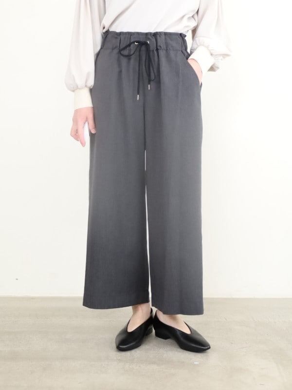 【trois】8.5分丈セミワイドパンツ