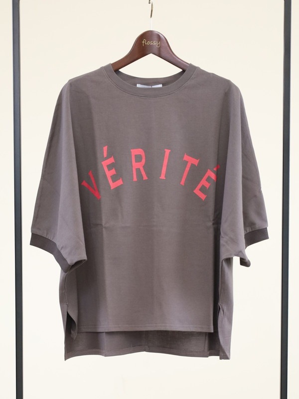 【trois】5分袖ロゴオーバーシルエットカットソー