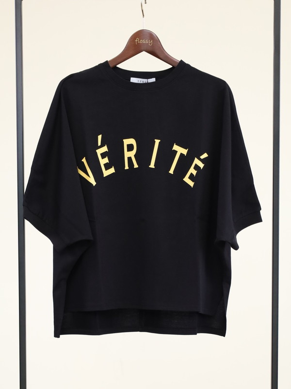 【trois】5分袖ロゴオーバーシルエットカットソー