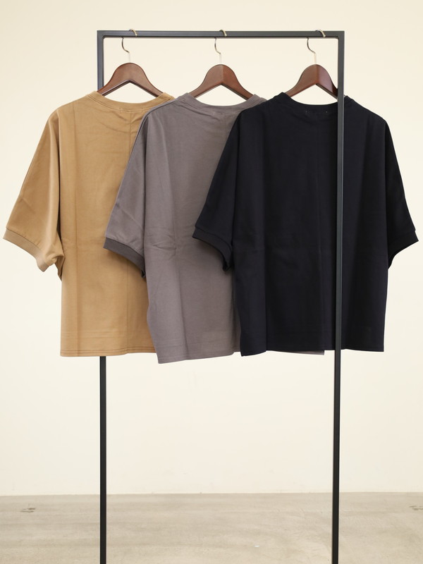 【trois】5分袖ロゴオーバーシルエットカットソー