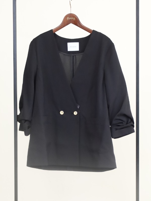 【trois】Vネック7分袖ノーカラージャケット