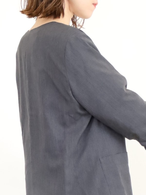 【trois】Vネック7分袖ノーカラージャケット