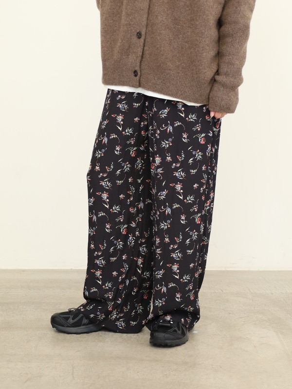 【ma couleur】花柄セミワイドパンツ