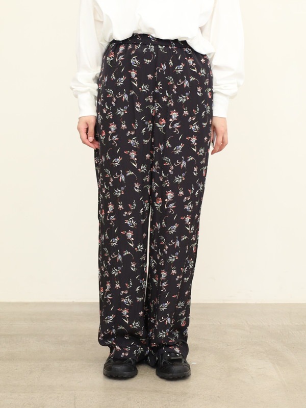 【ma couleur】花柄セミワイドパンツ