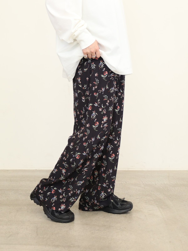 【ma couleur】花柄セミワイドパンツ