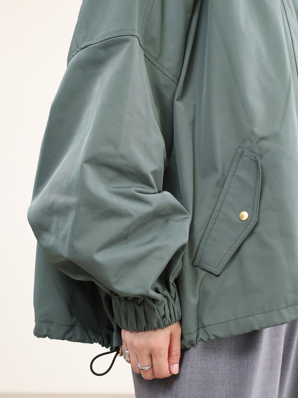 【trois】裾ドロストドルマンスリーブブルゾン