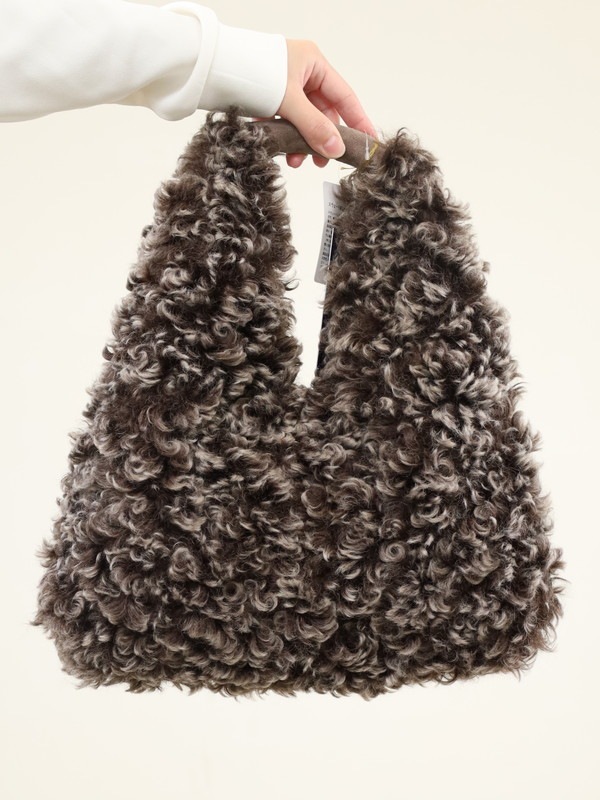 【VIOLA'dORO】 エコファースクエアバッグ