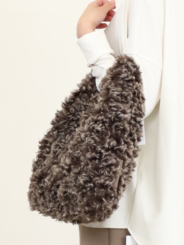 【VIOLA'dORO】 エコファースクエアバッグ