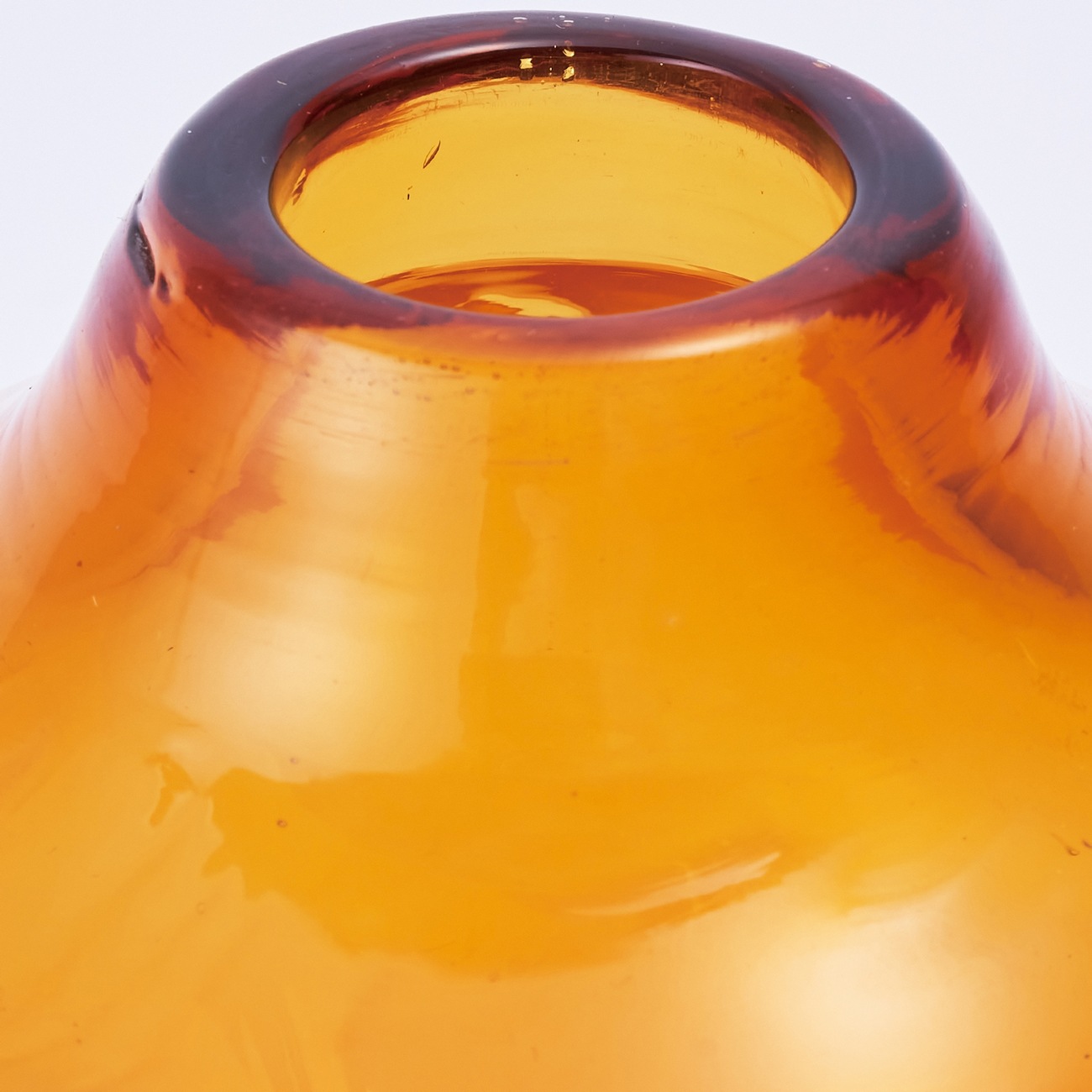 DGガラスキュルットアンバー H9.5