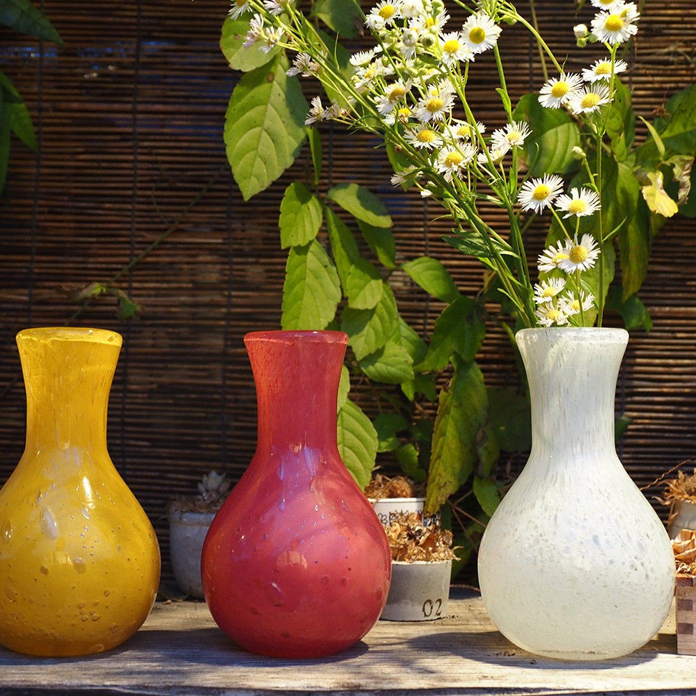 DGガラスアクビーH16.5 ホワイト | ガラスの花瓶・花器,ハンドメイドの