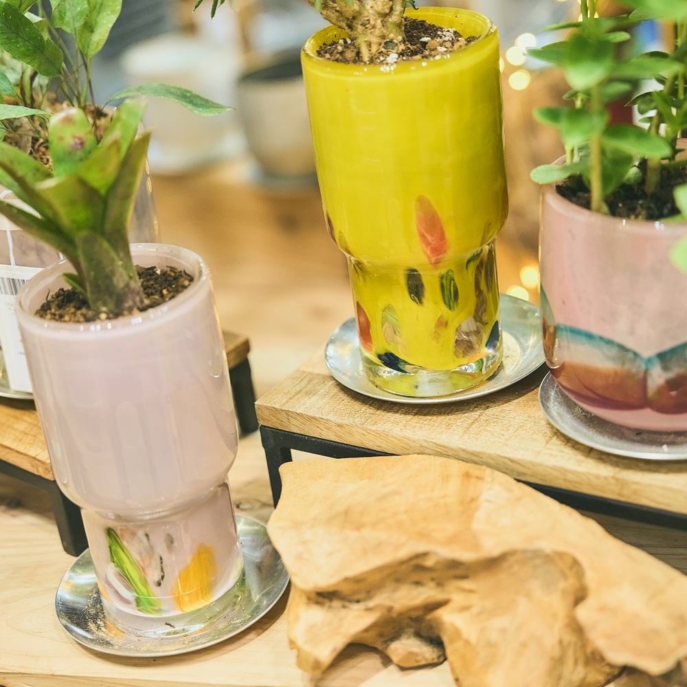 DGガラスステップロングポット＆ソーサーH16 ラベンダーフラワー