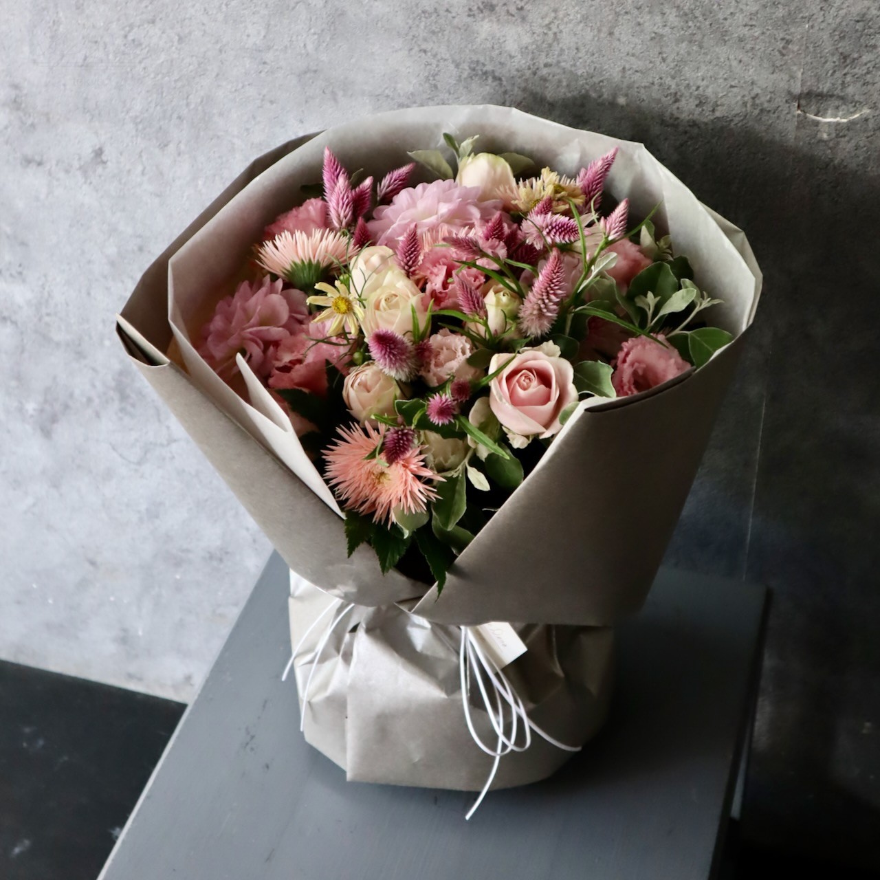 特選花束ML「朱鷺 toki」心に潤いを注ぎたくなったら迷わず飾って