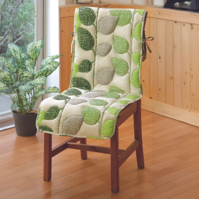 ハンドキルトチェアカバー2枚組