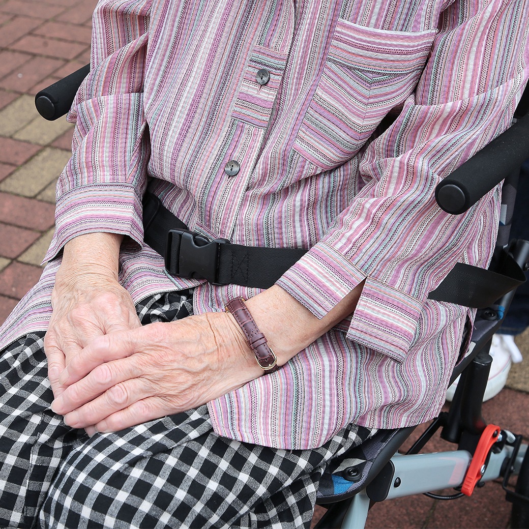 折りたたみ式お出かけカート