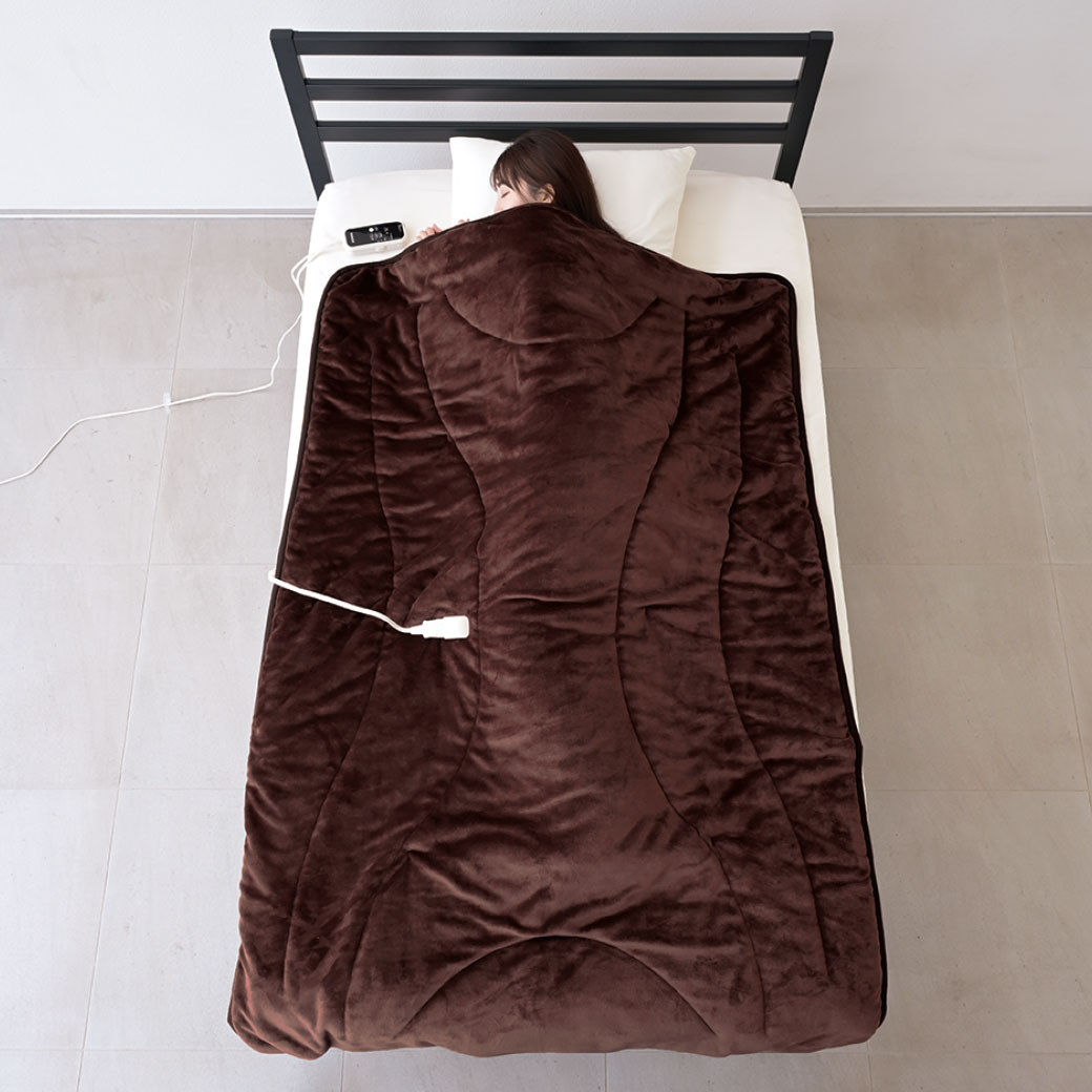 体にフィットする電気掛毛布 188×130cm YMK-3D50｜ファミリー・ライフ