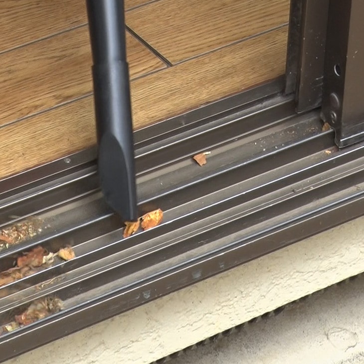 ファミラ 充電式コードレス2WAYブロワー