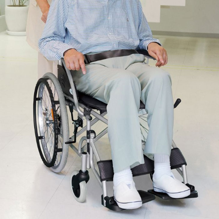 テイコブ ノーパンク車椅子 自走式 非課税商品｜ファミリー