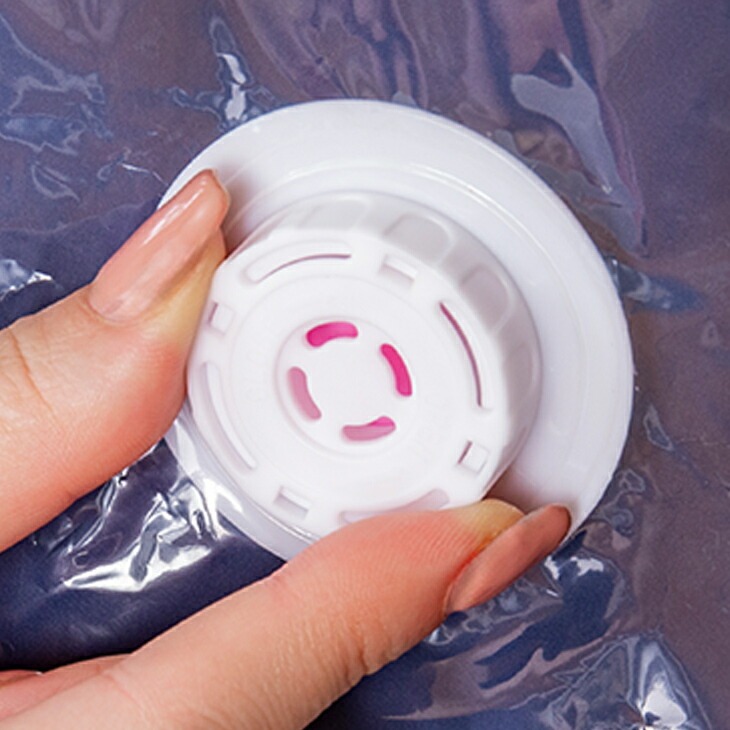 ファミラ 衣類圧縮ハンガー 掃除機のいらない吊るせる衣類圧縮袋11点セット