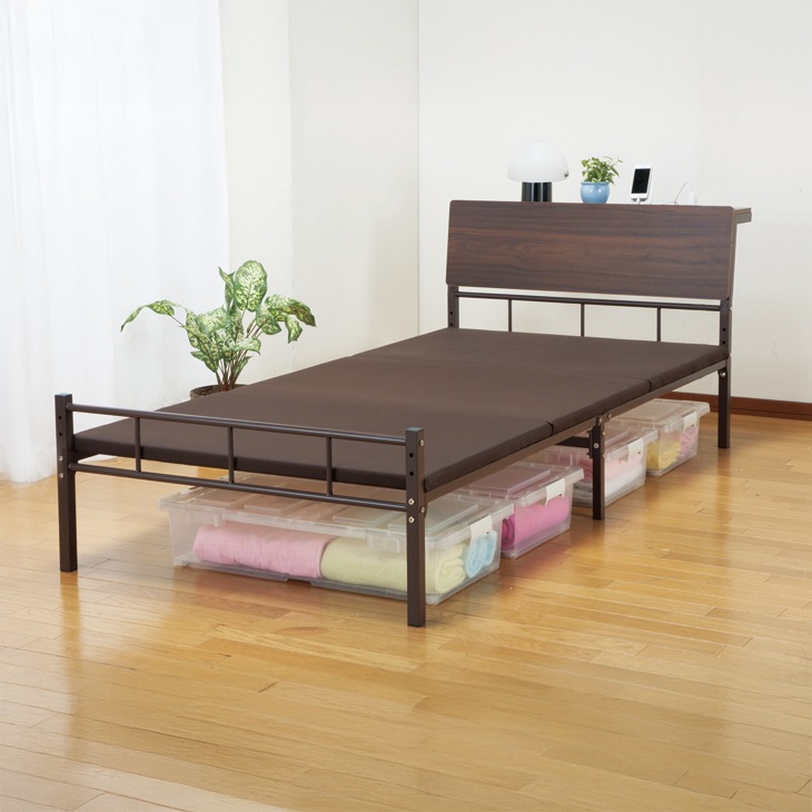 木目調宮付きパイプベッド 2口コンセント付き