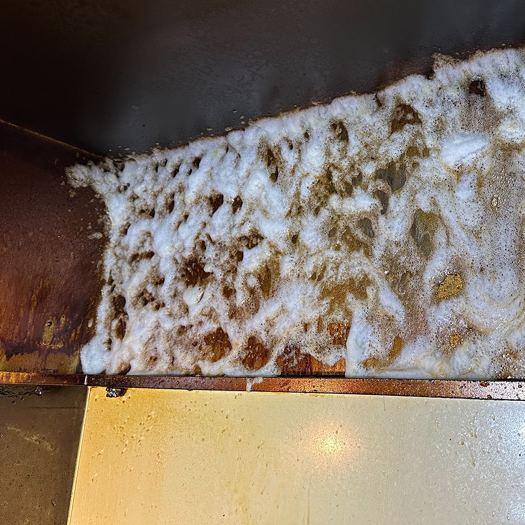 【業務用】油汚れ洗浄剤「輝きが戻る」2本組